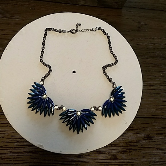 Necklace - Picture 3 of 3